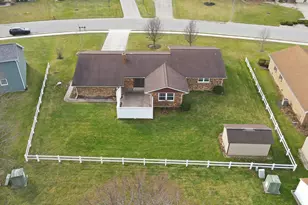 918 Carnation Dr, Wapakoneta, OH 45895 - Photo 55