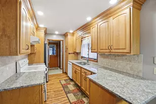 918 Carnation Dr, Wapakoneta, OH 45895 - Photo 49