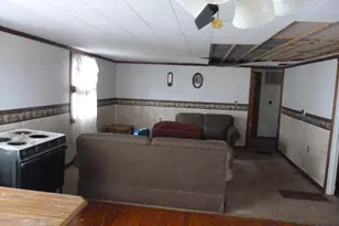 95 Hillcrest Ln, Kenton, OH 43326 - Photo 3