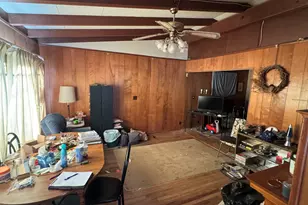 372 Ridge Rd, Springfield, OH 45503 - Photo 9