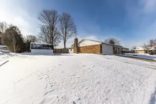 2437 Armstrong Dr, Sidney, OH 45365 - Photo 5