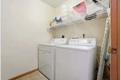 1711 Pinehurst Drive, Springfield, OH 45502 - Photo 25