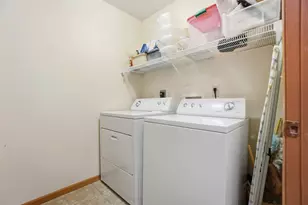 1711 Pinehurst Dr, Springfield, OH 45502 - Photo 25