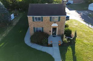 900 Lawn Ave, Hamilton, OH 45013 - Photo 1