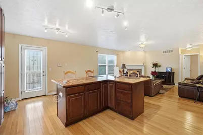 5757 Ericsson Way, Dayton, OH 45426 - Photo 15