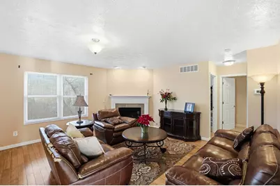 5757 Ericsson Way, Dayton, OH 45426 - Photo 11