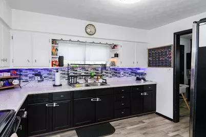 8890 S Mann Road, Tipp City, OH 45371 - Photo 9