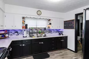 8890 S Mann Rd, Tipp City, OH 45371 - Photo 9