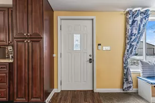 3183 Lower Valley Pike, Springfield, OH 45506 - Photo 15