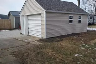 424 Hoopengarner St, Wapakoneta, OH 45895 - Photo 47