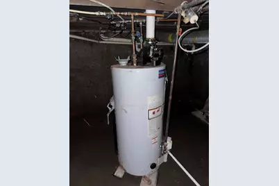 413 E Sandusky Avenue, Bellefontaine, OH 43311 - Photo 3