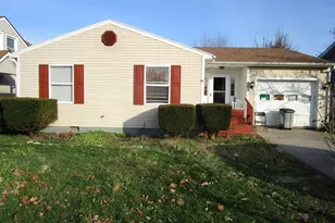 405 Lake St, Troy, OH 45373 - Photo 1