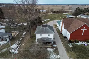 271 N Dean St, West Mansfield, OH 43358 - Photo 5