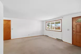 605 Barbara Dr, Tipp City, OH 45371 - Photo 9