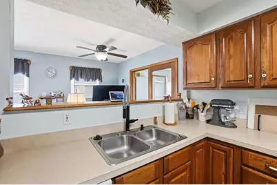 1210 Charleston Court, Troy, OH 45373 - Photo 11
