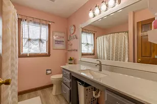 136 Village Green Dr, Sidney, OH 45365 - Photo 13