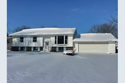 818 Aster Drive, Wapakoneta, OH 45895 - Photo 1