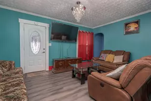 908 Pine St, Springfield, OH 45505 - Photo 3