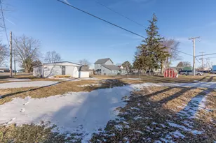 406 N Main St, Jackson Center, OH 45334 - Photo 27