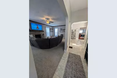 326 N Perry Street, Saint Marys, OH 45885 - Photo 5