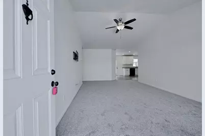 1641 Wright Street #9, Bellefontaine, OH 43311 - Photo 5