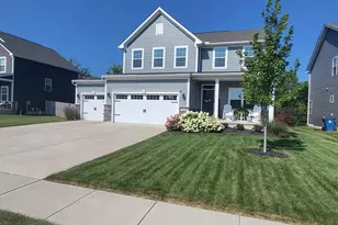 899 Cedar Grv Dr, Tipp City, OH 45371 - Photo 3