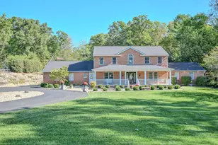 224 Roscommon Dr, Springfield, OH 45503 - Photo 3