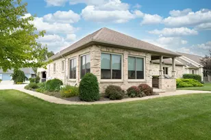 2659 Stonebridge Dr, Troy, OH 45373 - Photo 5