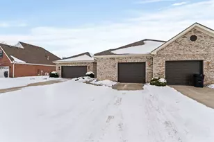 1426 Paul Revere Way, Troy, OH 45373 - Photo 9