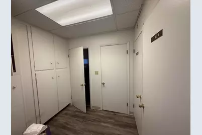130 N Detroit Street, Bellefontaine, OH 43311 - Photo 9