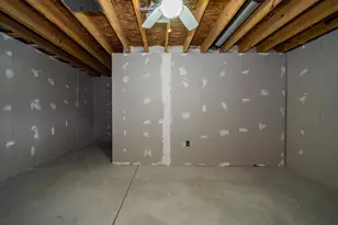 2884 Locke Dr, Beavercreek, OH 45431 - Photo 51