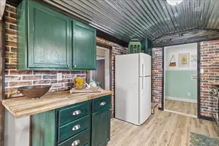 655 Louden St, Urbana, OH 43078 - Photo 9