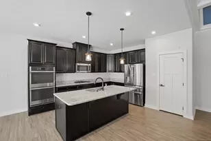 1137 Red Maple Dr, Troy, OH 45373 - Photo 9