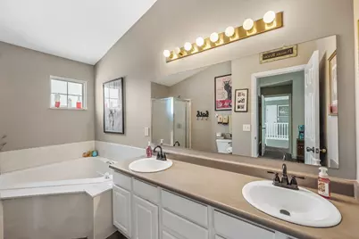 161 Chestnut Estates Drive, Commercial Point, OH 43116 - Photo 29