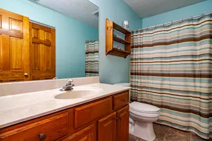 825 Chaucer Ln, Tipp City, OH 45371 - Photo 47