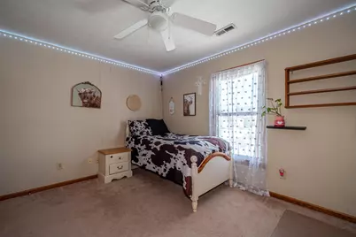 825 Chaucer Lane, Tipp City, OH 45371 - Photo 43