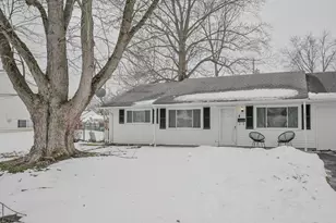 745 Hedwick St, New Carlisle, OH 45344 - Photo 3