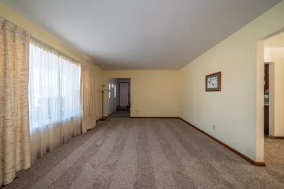 7106 Cranlyn Drive, Englewood, OH 45322 - Photo 9