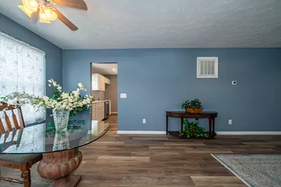 2230 Hazelton Avenue, Dayton, OH 45431 - Photo 11