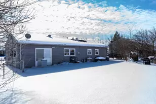 1122 Chalet Ave, New Carlisle, OH 45344 - Photo 3