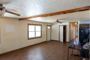 1122 Chalet Ave, New Carlisle, OH 45344 - Photo 5