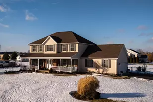 4661 Rosswood Ln, Springfield, OH 45502 - Photo 1