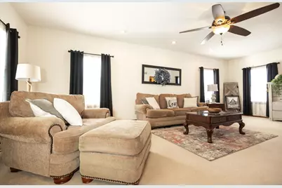 4661 Rosswood Lane, Springfield, OH 45502 - Photo 9