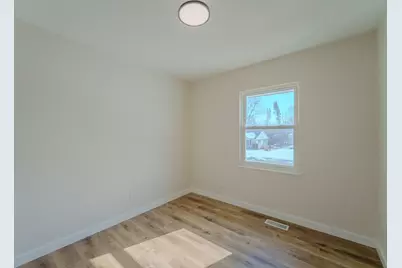 385 W Ross Street, Troy, OH 45373 - Photo 13