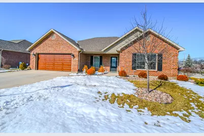 607 W Bentley Circle, Troy, OH 45373 - Photo 5