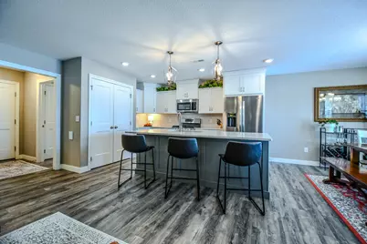 607 W Bentley Circle, Troy, OH 45373 - Photo 17