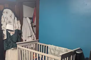 404 W Pearl St, Wapakoneta, OH 45895 - Photo 17