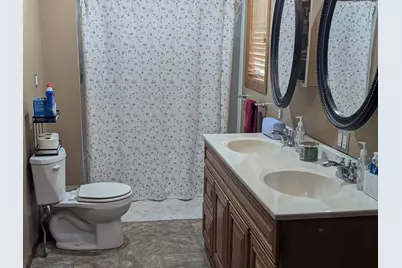 404 W Pearl Street, Wapakoneta, OH 45895 - Photo 15