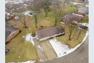 3135 Honeysuckle Drive, Troy, OH 45373 - Photo 3