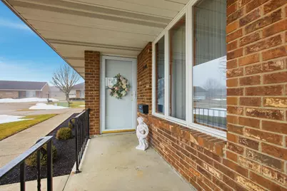 1040 Carson Lane, Springfield, OH 45503 - Photo 5